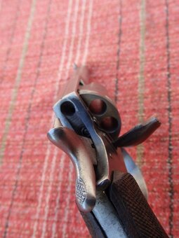 Historický revolver British Bulldog cal. 320 - 4