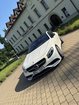 Mercedes Benz S Coupe 63 AMG - 4