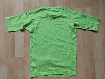 Nové plavkové UV surfovací koupací triko do vody, 12 let - 4