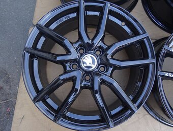 Alu disky černé na Škoda 17", 5x112, ET 52, šíře 7,5J - 4