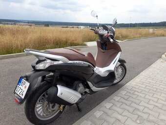 Prodám Piaggio Beverly 125ie rv 2011 - 4
