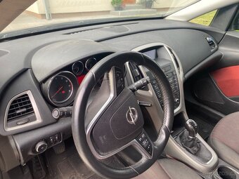 Opel Astra J - 4