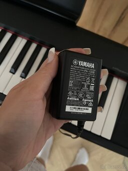 Klávesy Yamaha - 4