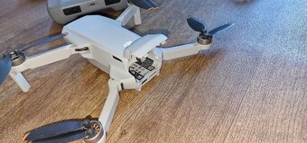 DJI mini 2 fly more combo - 4