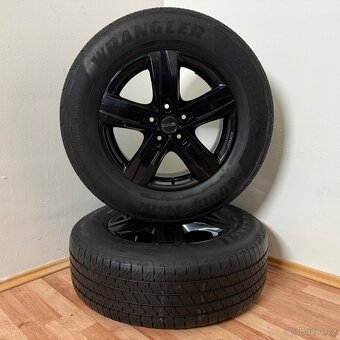 JEEP GRAND CHEROKEE 5x127 R18 ET38+CELOROČNÍ 255/65R18 - 4
