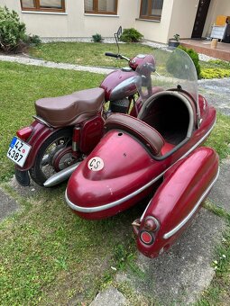 Jawa 250 Sidecar - 4