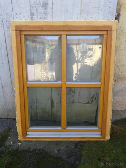 4 kusy - Dřevěné okno 99 x 124 cm - 4