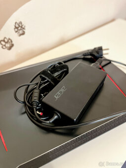 Acer Predator Helios i7/GTX 1060 6GB/W10 - 4