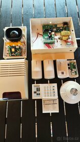 Alarm s ústřednou JABLOTRON JA-63K + tel. komunikátor - 4