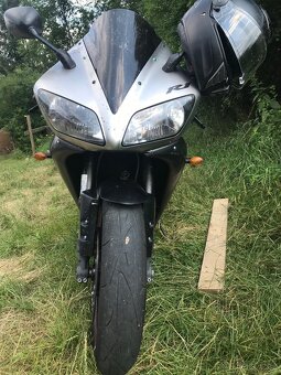 Yamaha yzf-R1 - 4