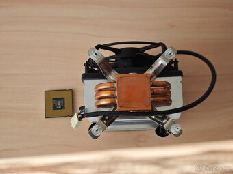 Intel Core2Quad Q9300 + Chladič AC Freezer 7 Pro - 4