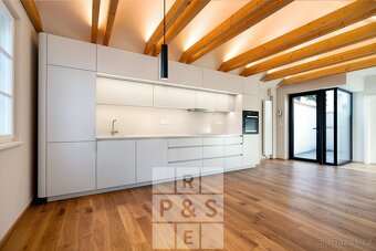 Pronájem byty 2+kk, 83 m2 - Praha - Hradčany, ev.č. 00185 - 4