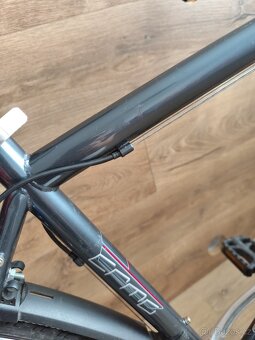 Trekové kolo Superior RX 530 - šedá metalíza, 21 rychlostí - 4