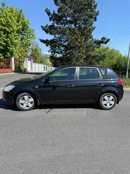 Kia Ceed CRDi 1.6 85kW 2008 - 4