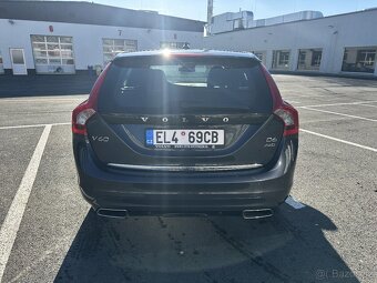 Krásné Volvo V60 D6 AWD 208KW, TAŽNÉ 1800KG - 4