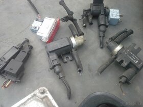 1.9 tdi 66/ 81kw- starter, altik,vstřikovače, vačka.Golf4 O1 - 4