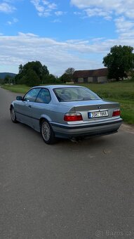 E36 Coupe 320i (samosvor) - 4