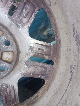 VW Touareg R18 5x120 - 4