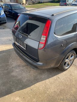 Ford Focus - 4