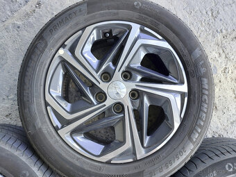 Originál alu kola 16" na Hyundai i30 letní - 4
