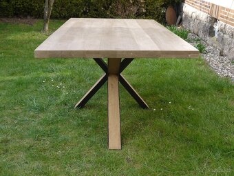 Dubový jídelní stůl - Ovada 250 cm – masivní/kov - 4