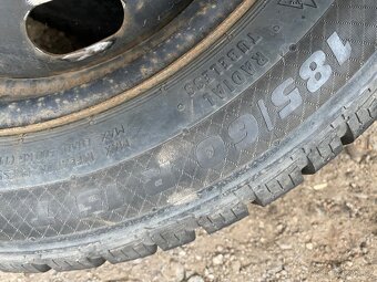 Zimní pneu 185/60 R15 - 4