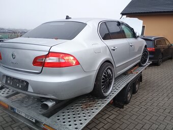 Prodám díly na škoda Superb 3.6 benzin - 4