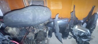 Yamaha X-Max 250 na díly - 4