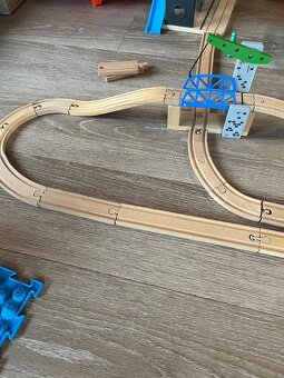 Dřevěná vláčkodráha - elektrická mašinka - 4