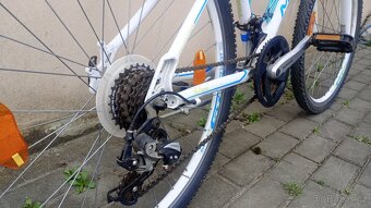 Dámské kolo Rock Machine - 4