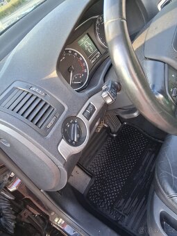 Škoda Octavia automat kůže - 4