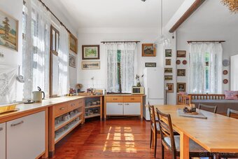 Prodej velkého domu, 420 m2 - Železný Brod, ev.č. 06508 - 4