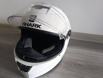 Helma Shark Speed R , vel.M - 4