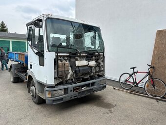 Iveco Hákový nosič kontejneru - 4