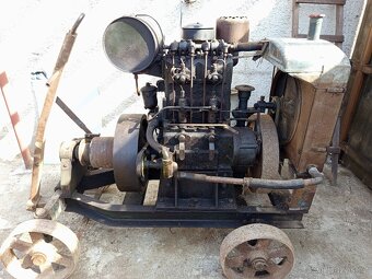 Slávia 27 HP. - 4