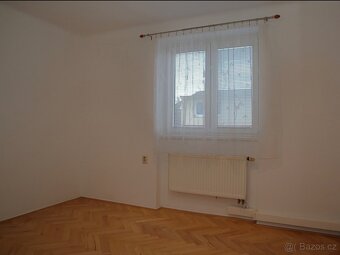 Prodej bytu 3+1, 72m2 / Benešov u Prahy - 4