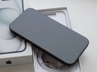 Apple iPhone 15 black, ZÁRUKA 1,5 roku, jako nový - 4