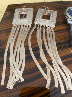 Prodám náramkové hodinky za 1500 korun, včetně pozlacených n - 4