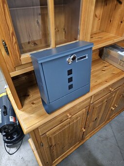 Poštovní schránka v antracitu - 4