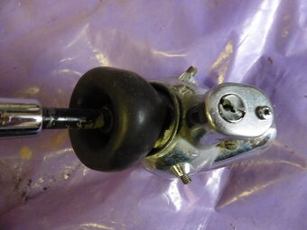 VW Brouk - uzamykatelná řadící páka - 4