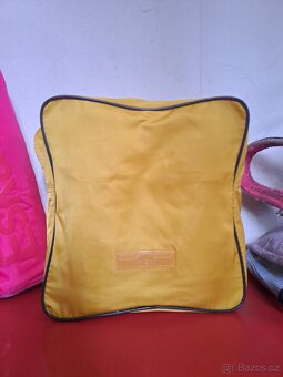 Eskadron dečka, Bandáže - 4