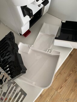 De'Longhi Magnifica Start ECAM 220.61.W - 4