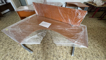 Kancelářské stoly - 4