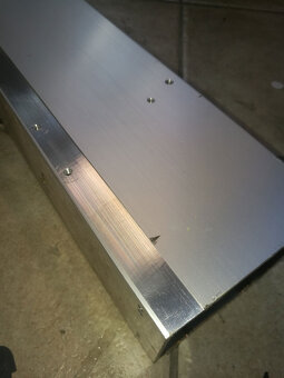 Čtvercový hlinikový jekl - 4