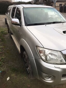 Toyota HILUX - 4