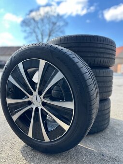 Pirelli 245/45R18 předek 275/40R 18 zadek - 4