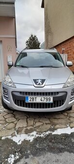 Prodám funkční Peugeot 4007 - 4