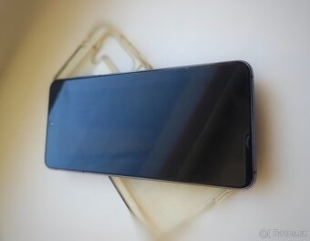 Samsung Galaxy S21 5G 8GB/256GB šedý Dual SIM - 4
