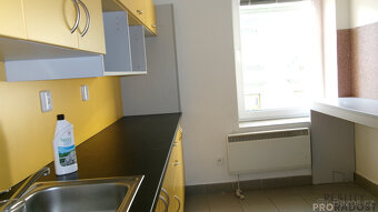 Pronájem kancelářského celku 700m2 Brno střed - 4