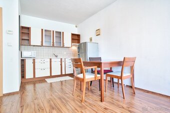 Pronájem prostorného bytu 2+kk s balkonem, 63 m² – Olomouc, - 4